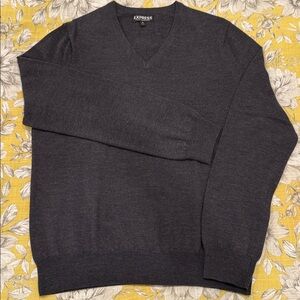 Express Men's Charcoal V-Neck Sweater